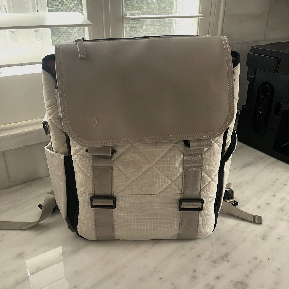 Paperclip Willow Diaper Bag